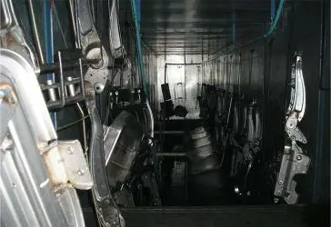 Interno tanque tipo barca